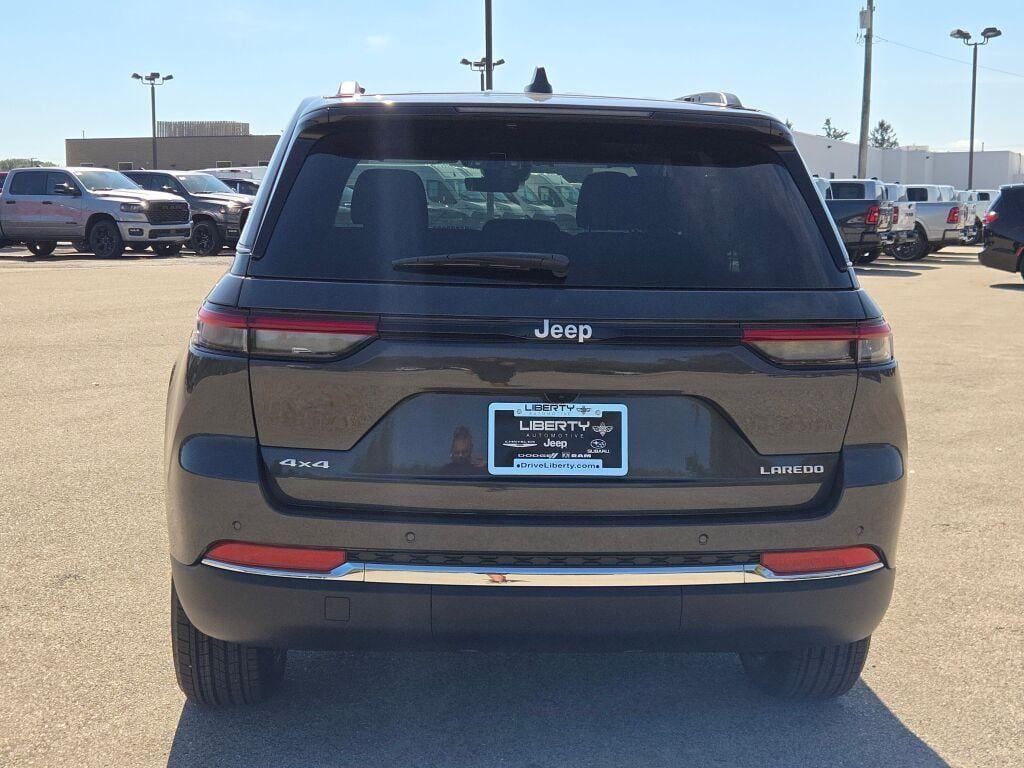 new 2025 Jeep Grand Cherokee car, priced at $40,750