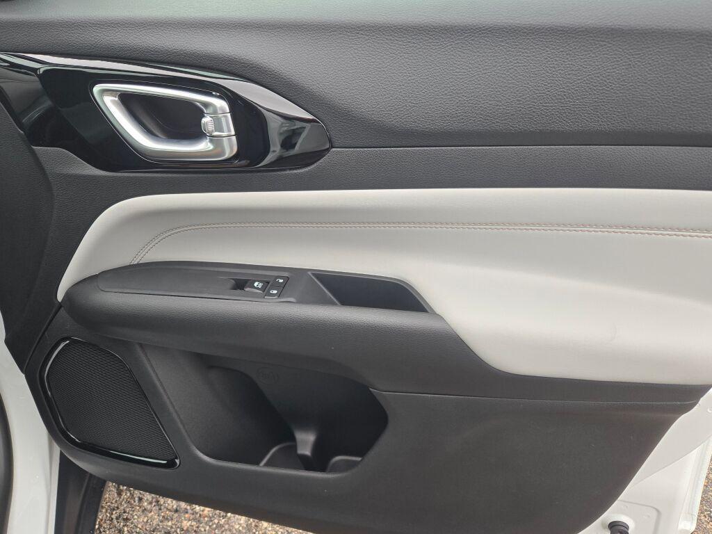 new 2026 Jeep Compass car, priced at $32,299