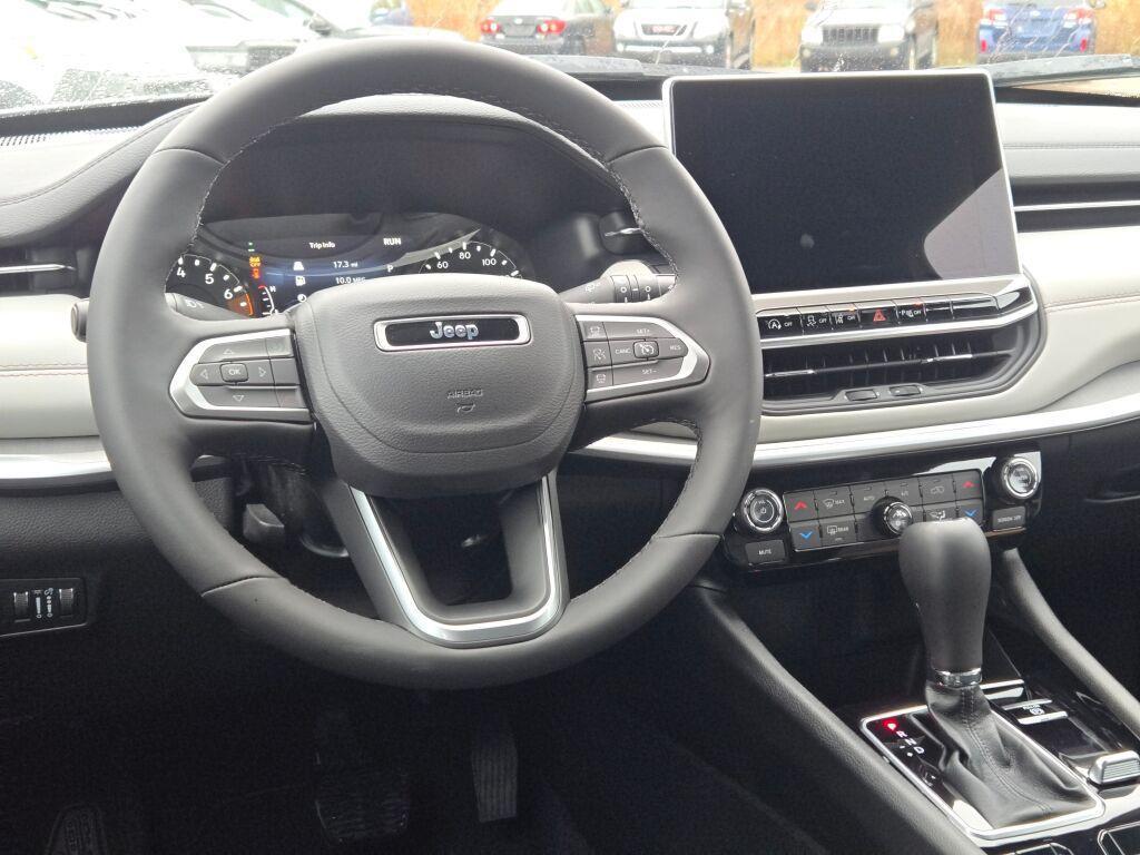 new 2026 Jeep Compass car, priced at $32,299