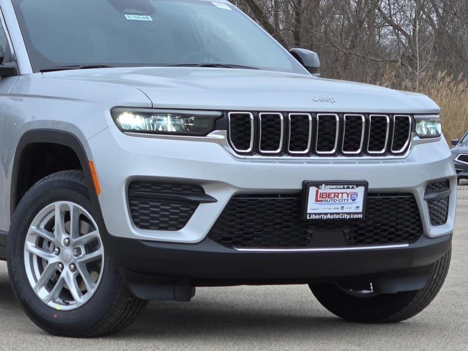 new 2025 Jeep Grand Cherokee car, priced at $42,175