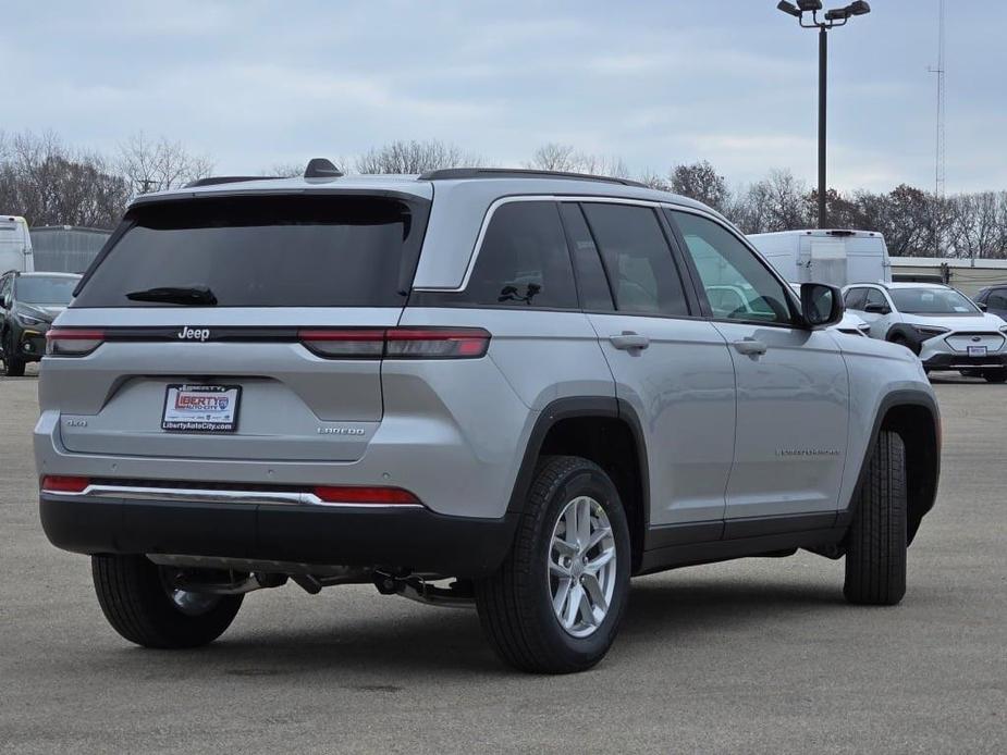 new 2025 Jeep Grand Cherokee car, priced at $42,175