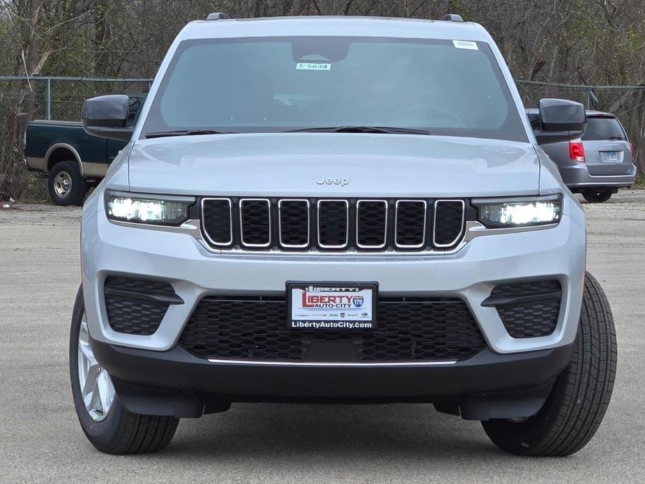 new 2025 Jeep Grand Cherokee car, priced at $42,175