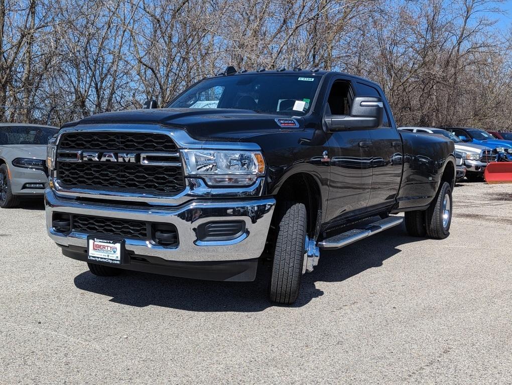 new 2024 Ram 3500 car, priced at $75,725