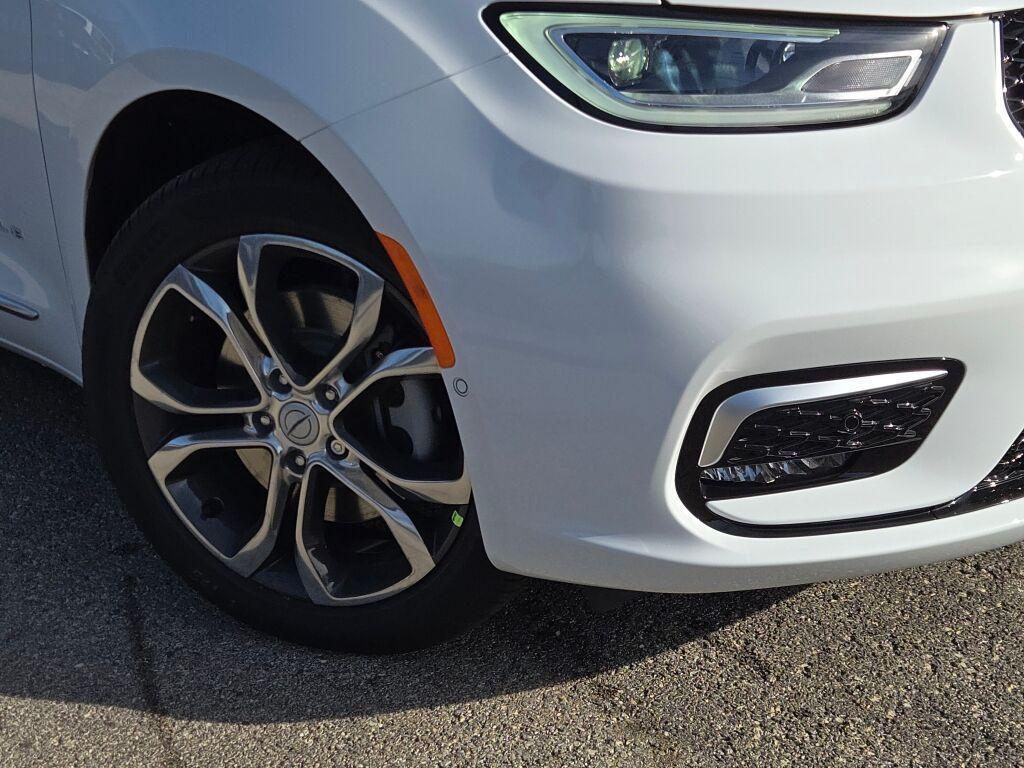 new 2026 Chrysler Pacifica car, priced at $54,750