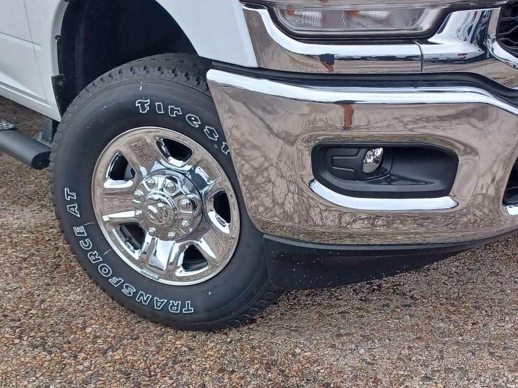 new 2024 Ram 2500 car, priced at $60,435