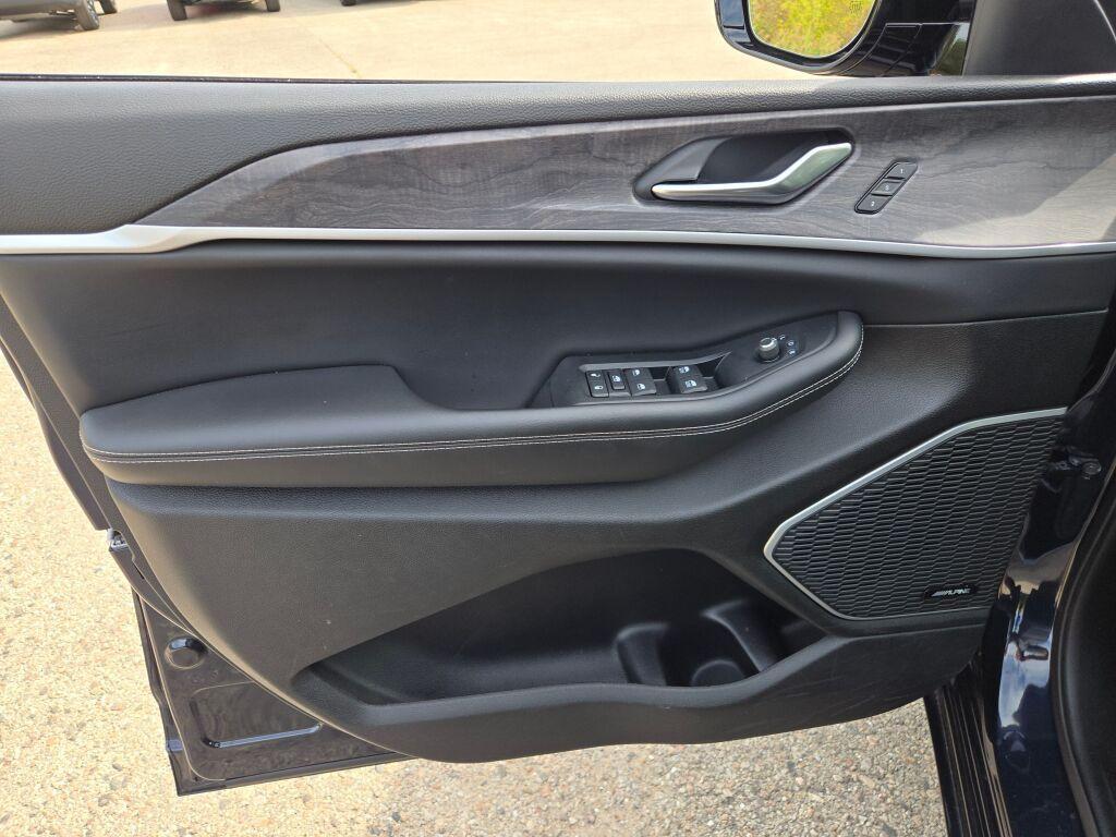 used 2023 Jeep Grand Cherokee 4xe car, priced at $32,928