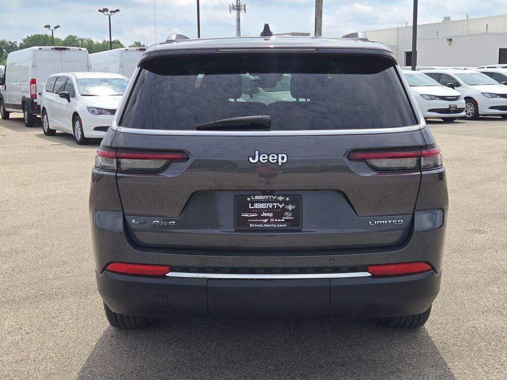 used 2022 Jeep Grand Cherokee L car, priced at $30,801