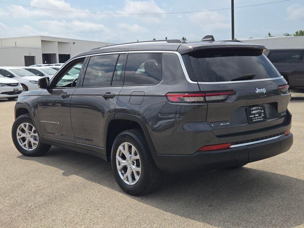 used 2022 Jeep Grand Cherokee L car, priced at $30,801
