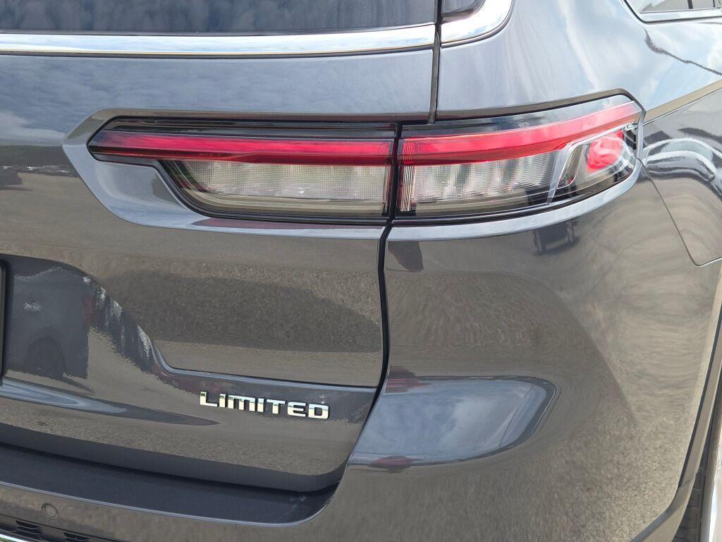 used 2022 Jeep Grand Cherokee L car, priced at $30,801