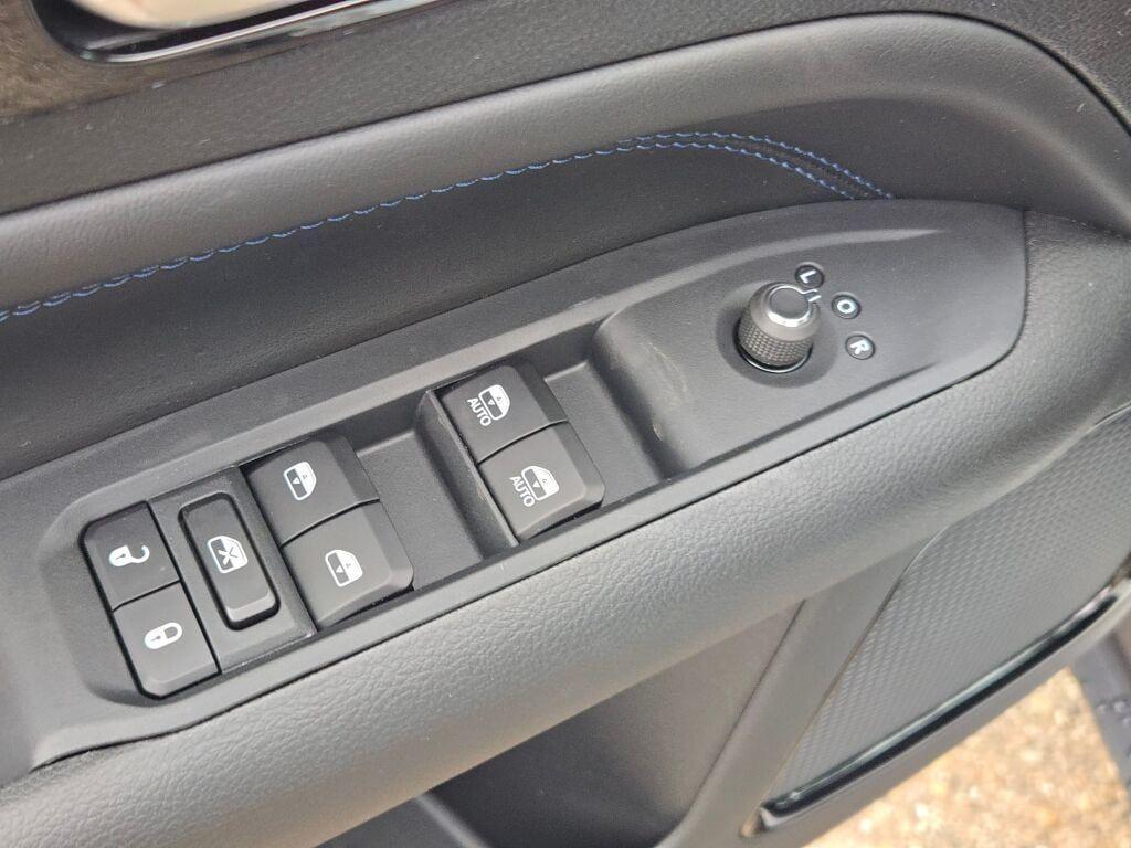 new 2026 Jeep Compass car, priced at $29,635