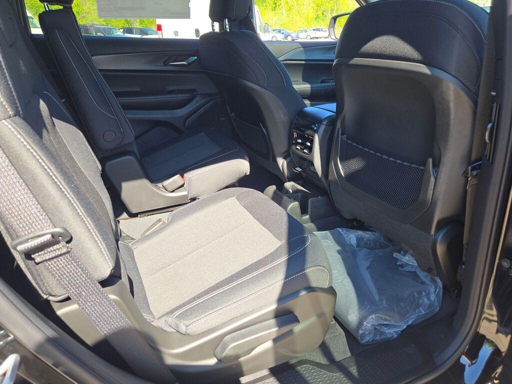 new 2025 Jeep Grand Cherokee L car, priced at $45,920