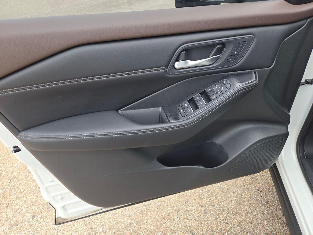 used 2023 Nissan Rogue car, priced at $27,537