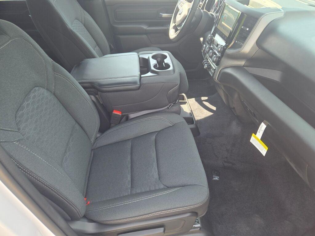 new 2025 Ram 1500 car