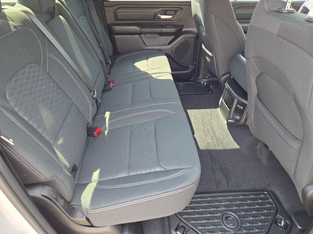 new 2025 Ram 1500 car