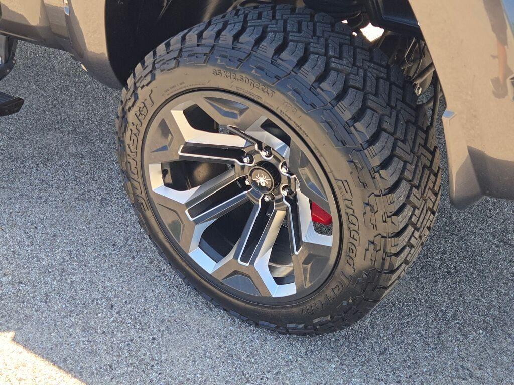 used 2022 Ram 1500 car, priced at $55,894