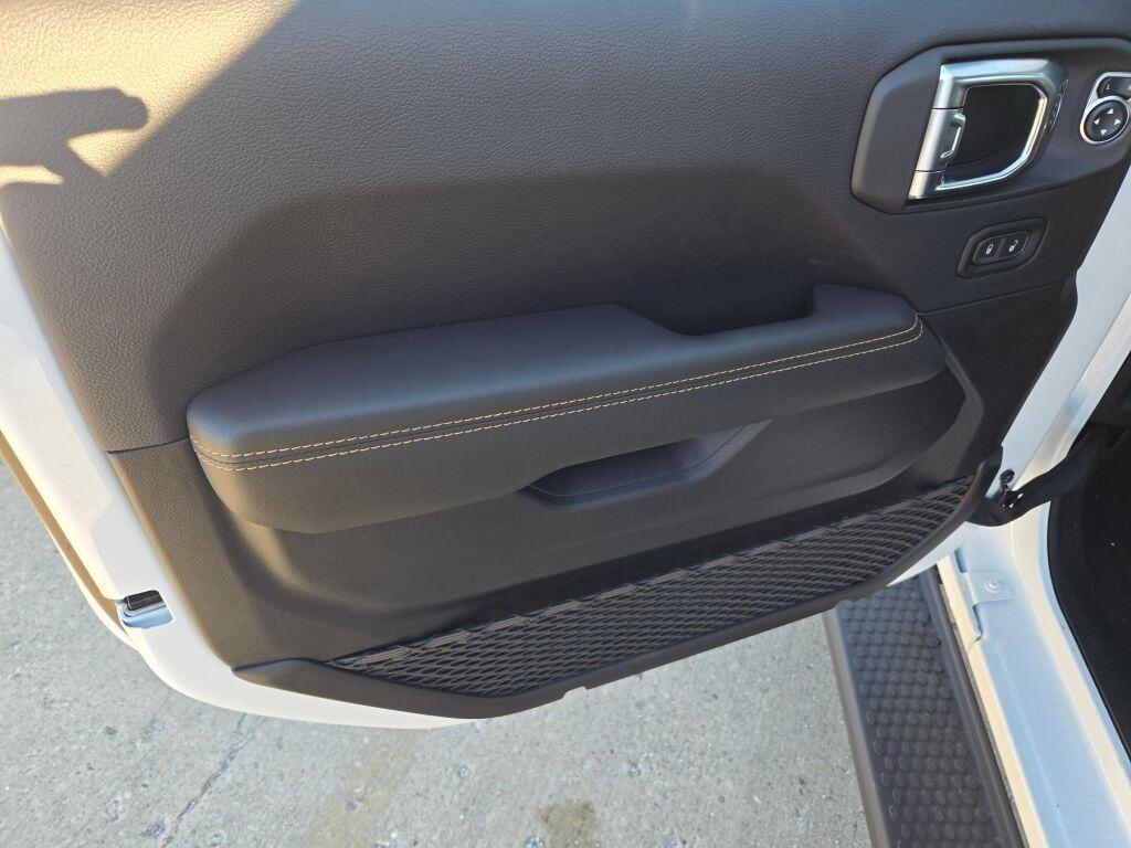 new 2026 Jeep Wrangler car, priced at $52,913