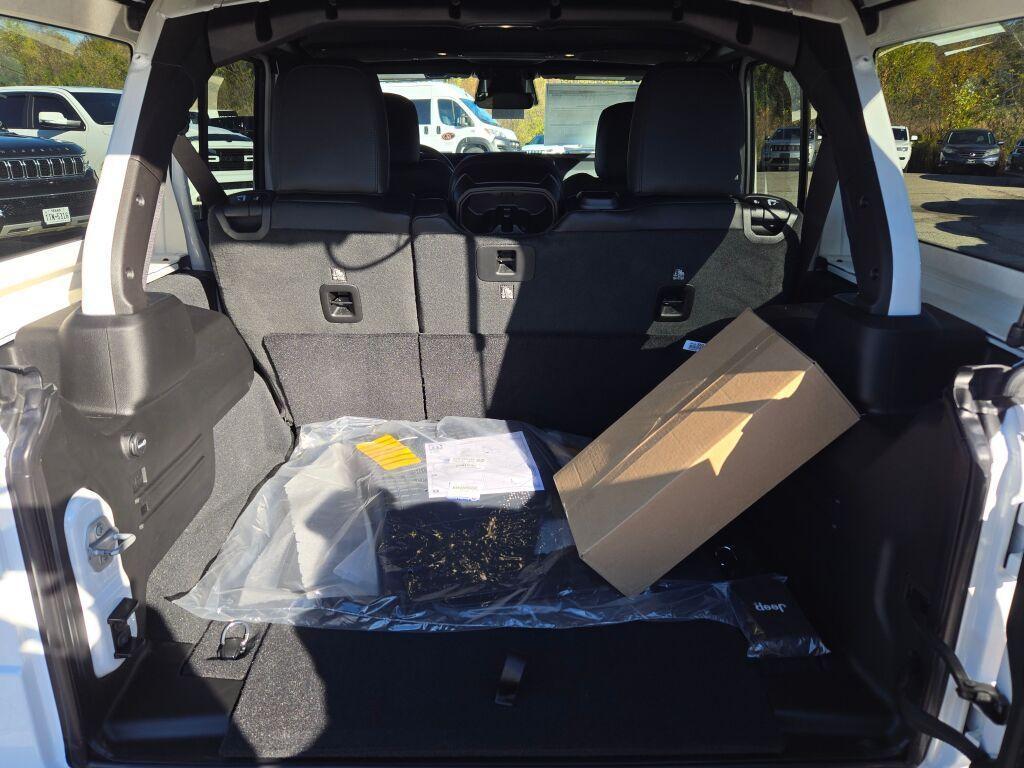 new 2026 Jeep Wrangler car, priced at $52,913