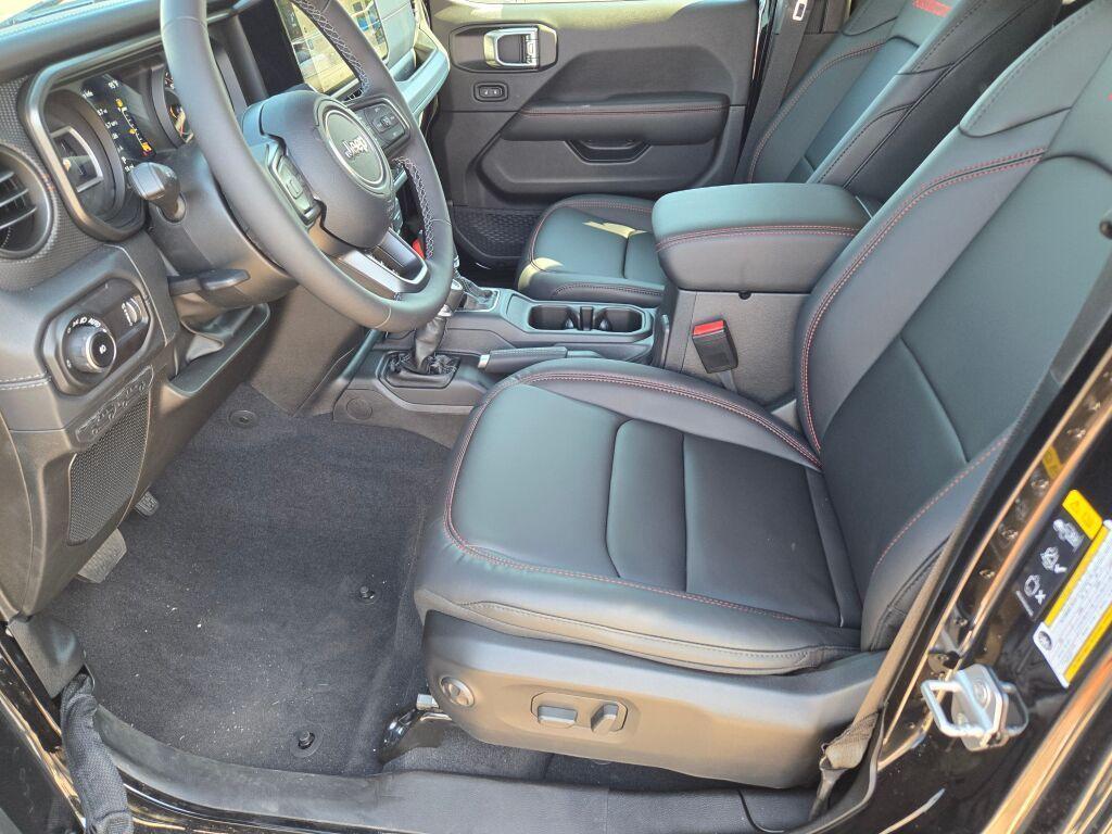 new 2025 Jeep Wrangler car, priced at $59,250