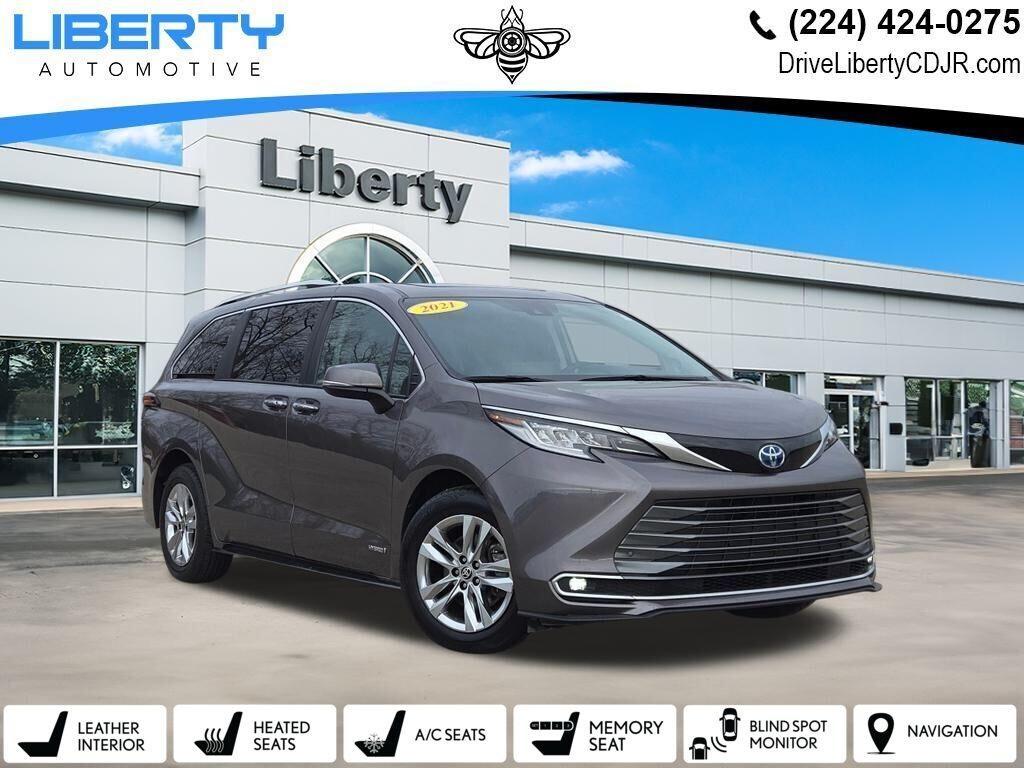 used 2021 Toyota Sienna car, priced at $37,377