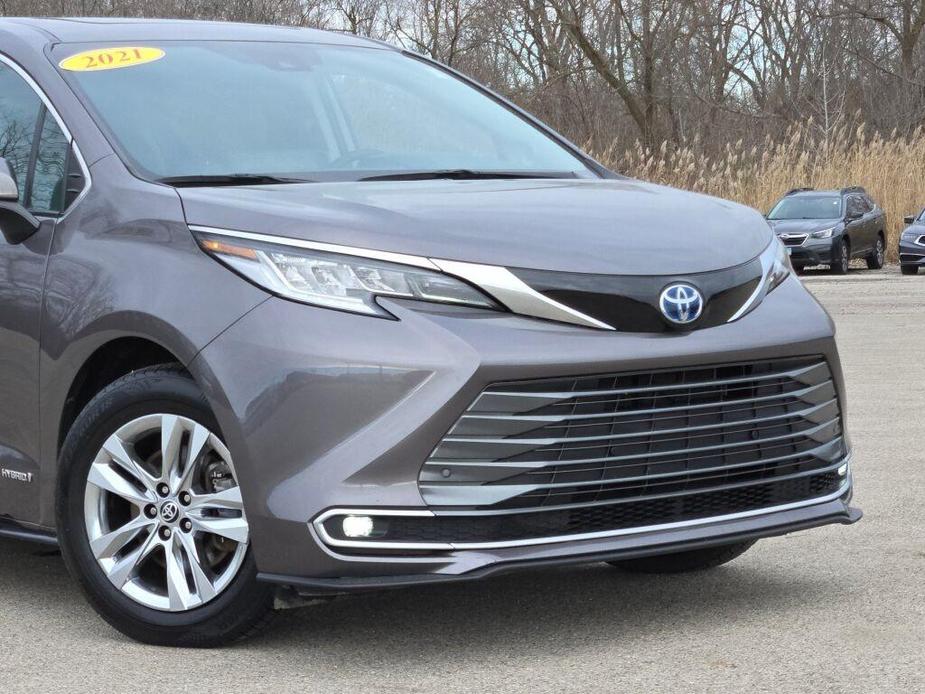 used 2021 Toyota Sienna car, priced at $37,377