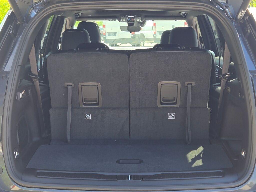 new 2025 Jeep Grand Cherokee L car, priced at $54,680