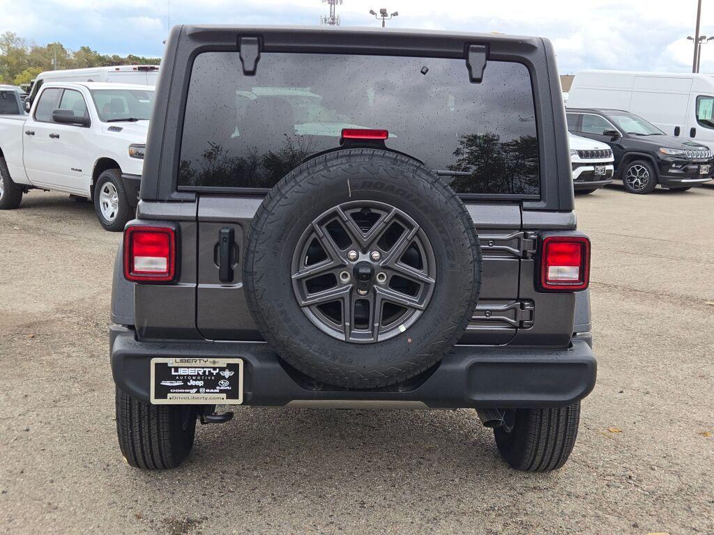 new 2026 Jeep Wrangler car, priced at $44,112
