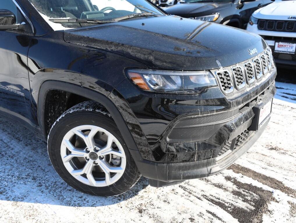 new 2025 Jeep Compass car, priced at $28,435