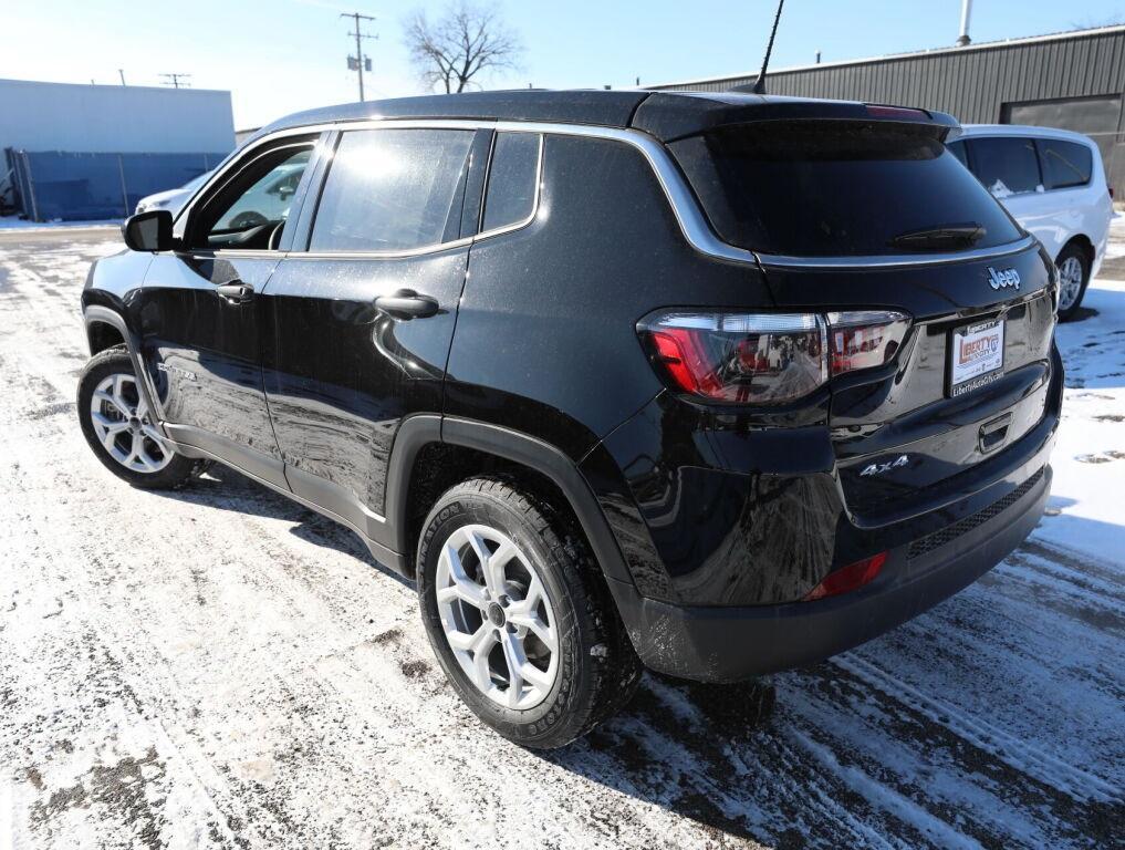 new 2025 Jeep Compass car, priced at $28,435