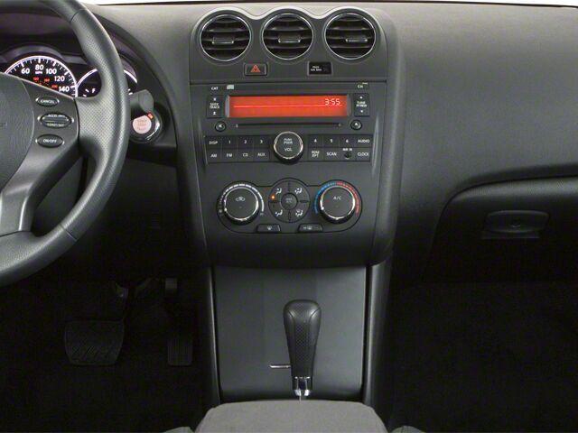 used 2010 Nissan Altima car