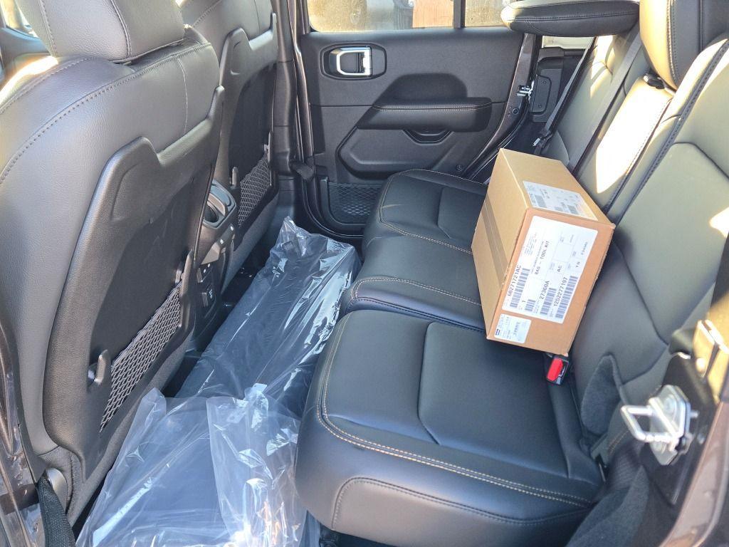 new 2025 Jeep Wrangler car, priced at $52,400