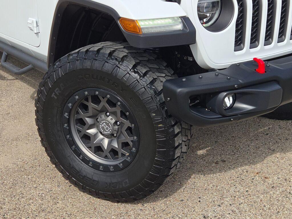 used 2020 Jeep Gladiator car, priced at $39,578