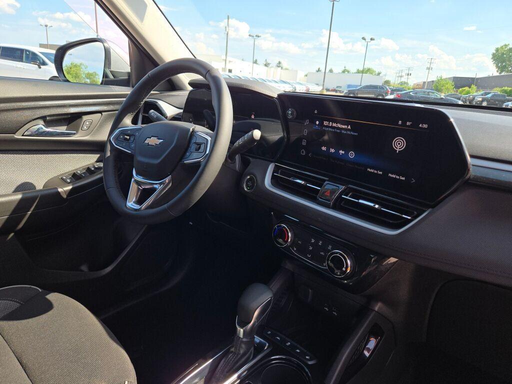 used 2024 Chevrolet TrailBlazer car, priced at $24,219