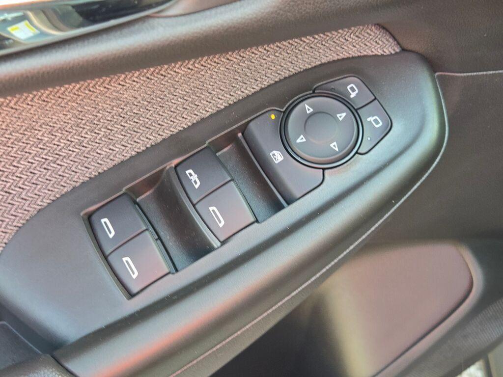 used 2024 Chevrolet TrailBlazer car, priced at $24,219