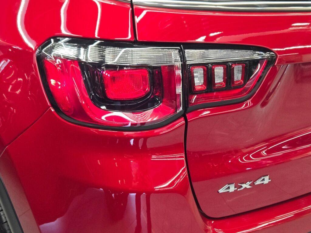 new 2025 Jeep Compass car, priced at $26,995