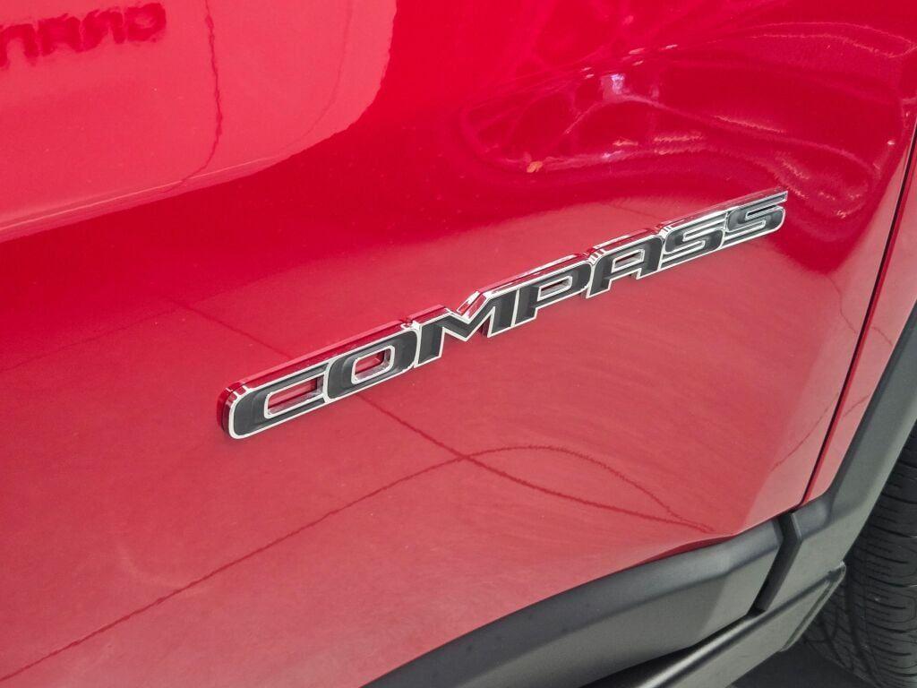 new 2025 Jeep Compass car, priced at $26,995