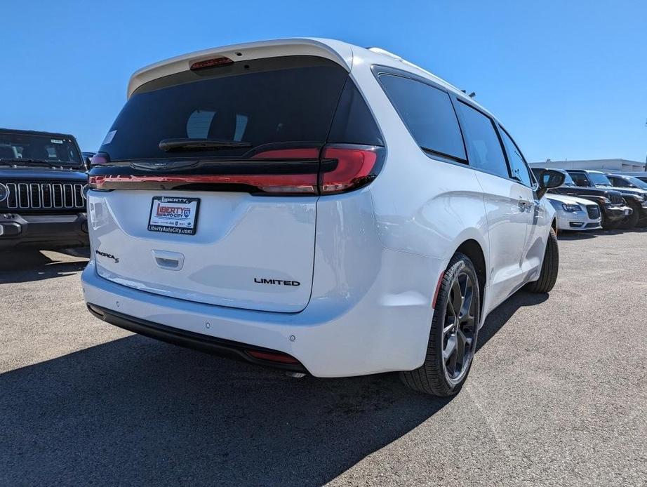 new 2024 Chrysler Pacifica car, priced at $48,970