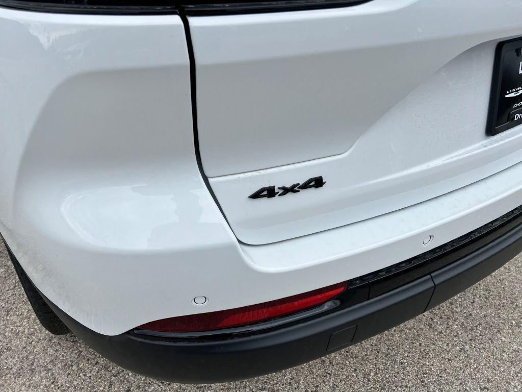 new 2025 Jeep Grand Cherokee car, priced at $56,840