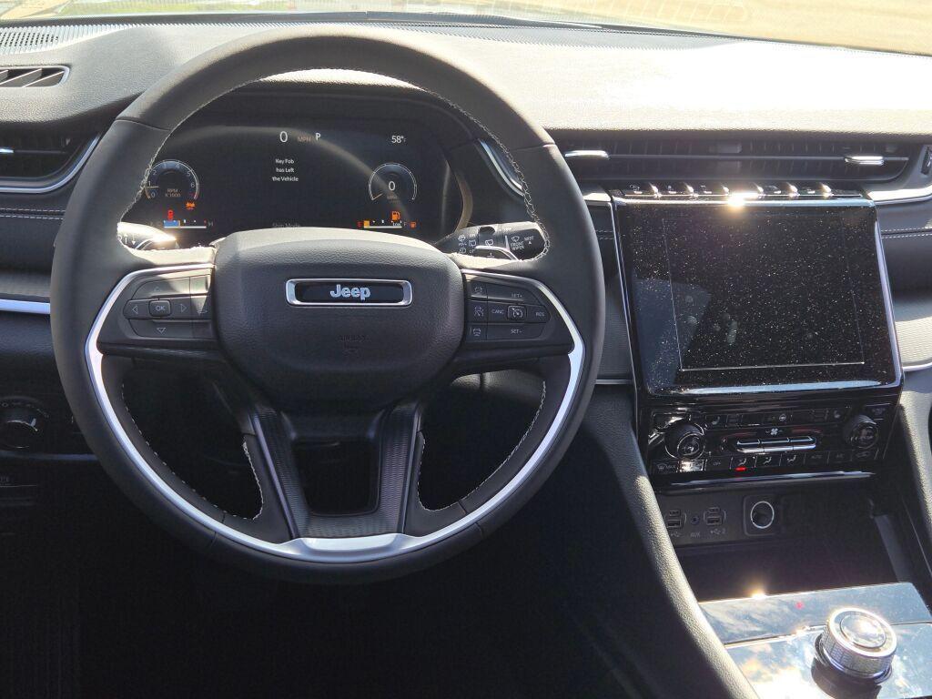 new 2025 Jeep Grand Cherokee L car, priced at $45,920