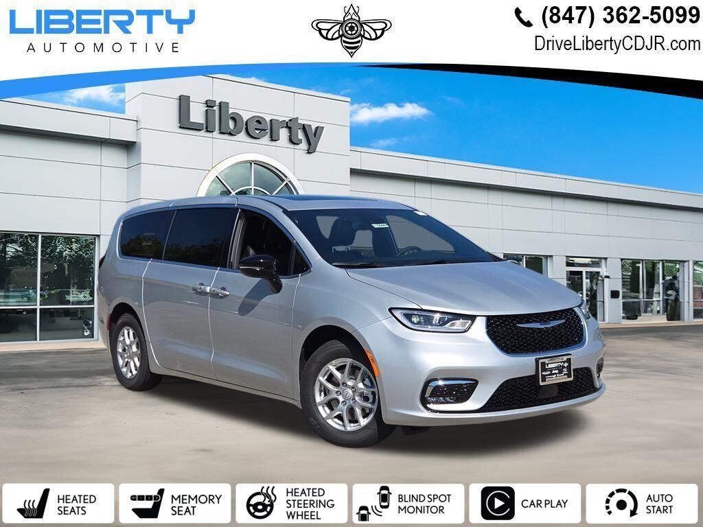 new 2026 Chrysler Pacifica car, priced at $42,565