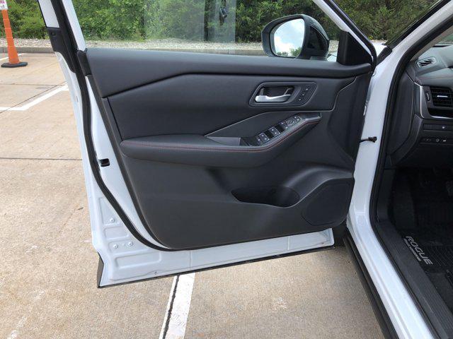 new 2025 Nissan Rogue car, priced at $34,891