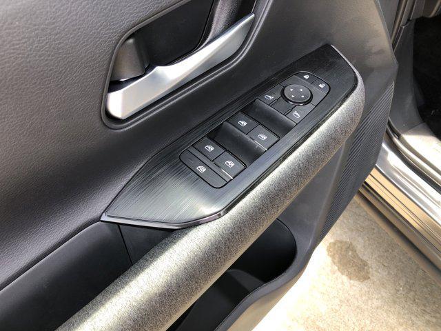 new 2025 Nissan Kicks car, priced at $24,661