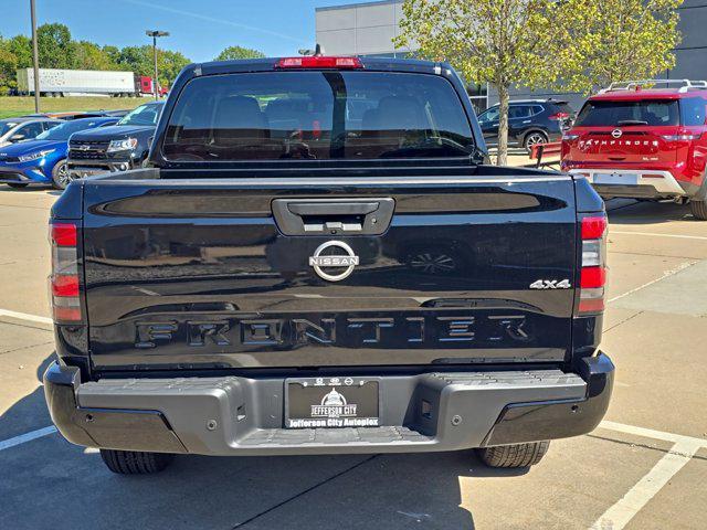 new 2025 Nissan Frontier car, priced at $39,411