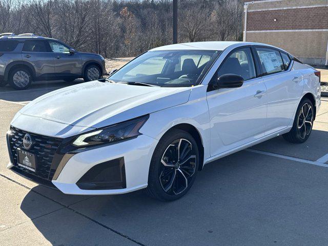 new 2025 Nissan Altima car, priced at $30,561