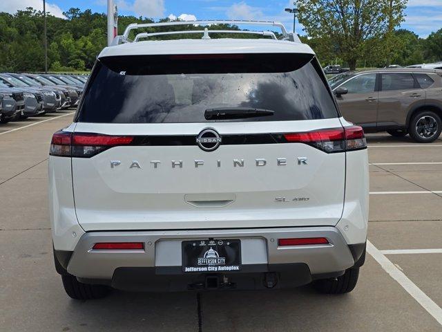 new 2024 Nissan Pathfinder car, priced at $45,653