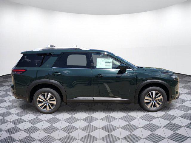 new 2025 Nissan Pathfinder car, priced at $43,901