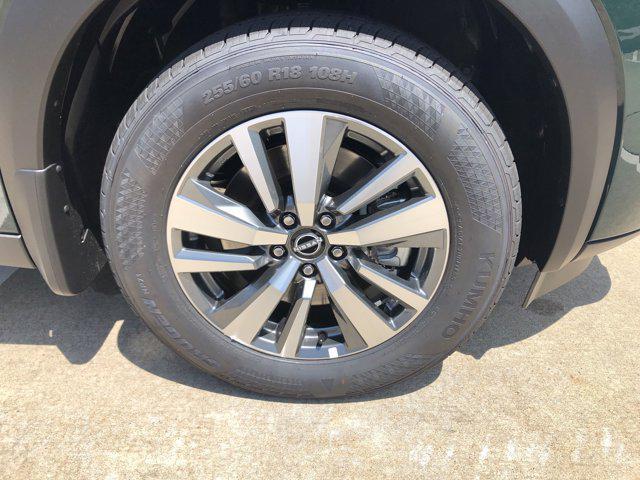 new 2025 Nissan Pathfinder car, priced at $43,901