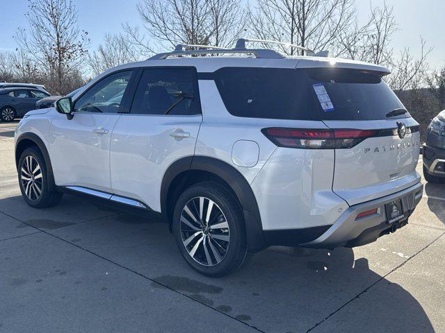 new 2025 Nissan Pathfinder car, priced at $51,101