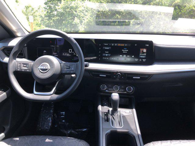 new 2025 Nissan Kicks car, priced at $25,471