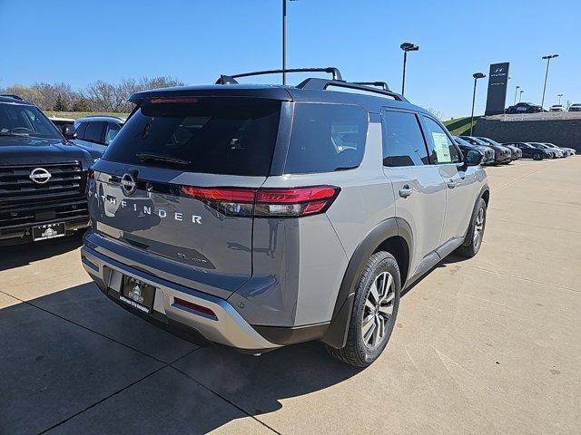 new 2024 Nissan Pathfinder car, priced at $44,142