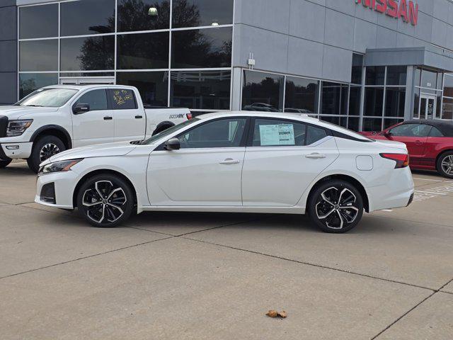 new 2025 Nissan Altima car, priced at $30,561